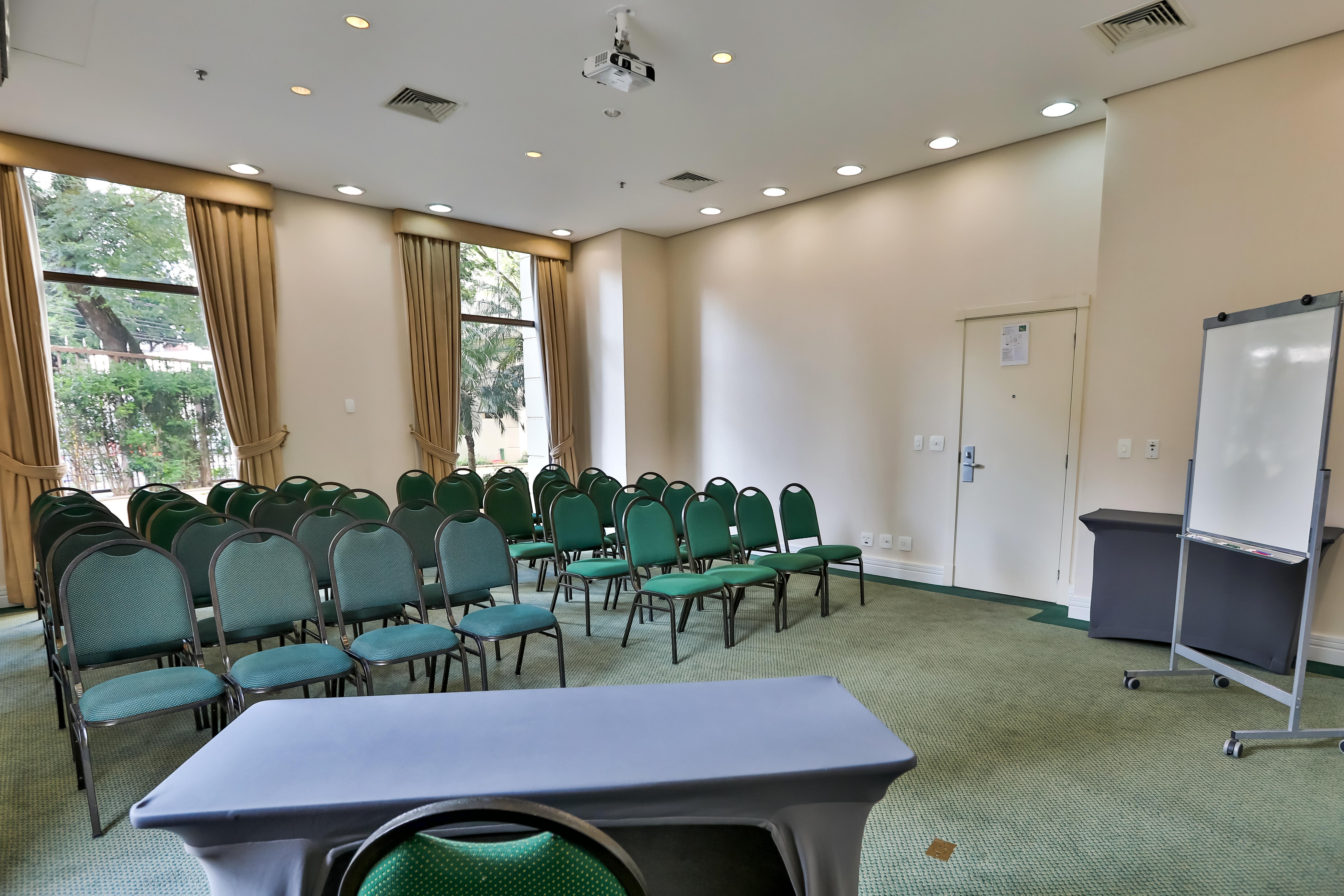 Quality Suites Vila Olimpia — Foto’s 3